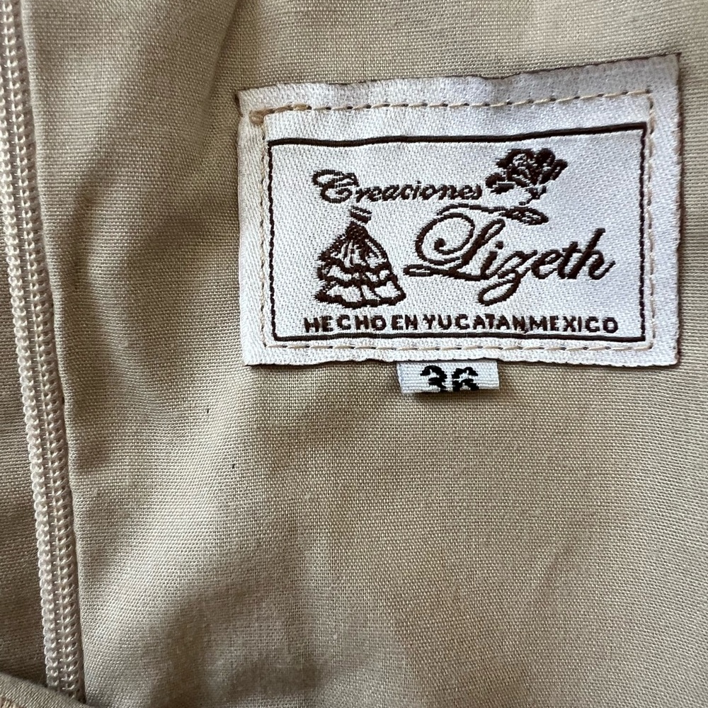 Vintage Mexican Artisan Floral Embroidered Shift Dress Beige Size 36 - Picture 12 of 14